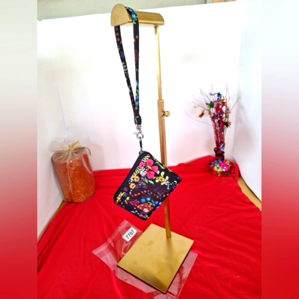 Quolted Wristlet #7707